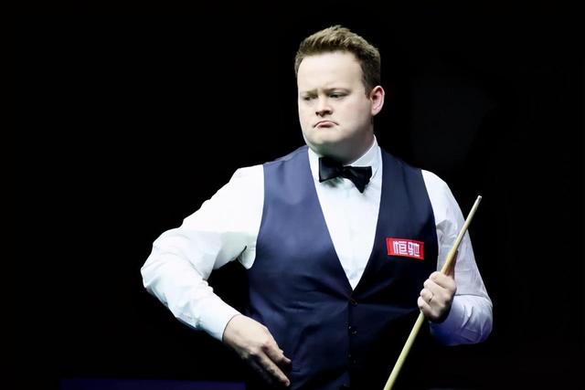 在比赛中努 在比赛中努