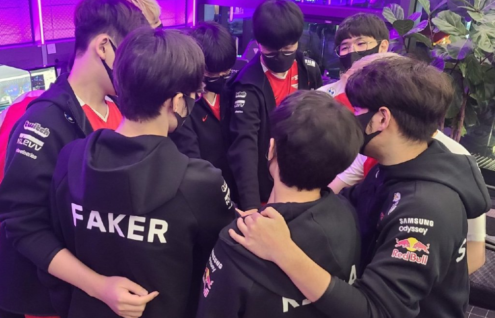 让球员通过 让球员通过